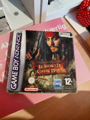 Pirates des Caraïbes le secret du coffre maudit Game boy advance 