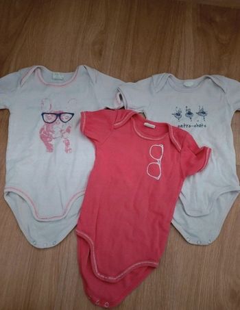 Lot de 3 bodies 18 mois