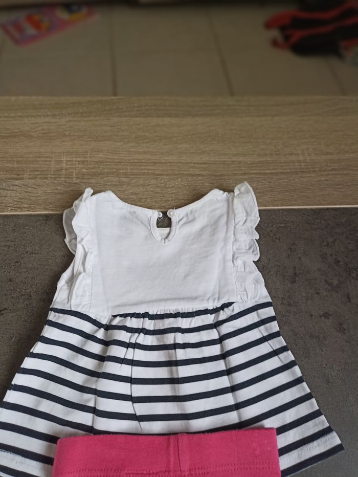 Le legging et la blouse - photo numéro 7