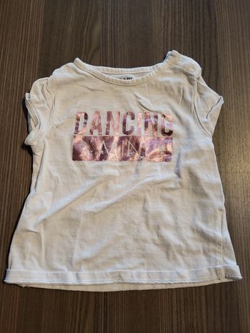 T-shirt taille 9 mois (69/72 cm)