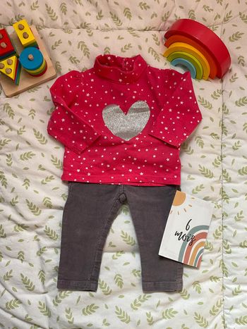 ensemble sous pull col roulé rose motifs étoiles et pantalon en velours gris 6 mois