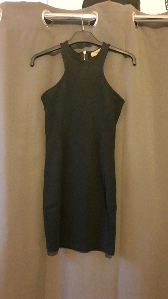 Robe noire