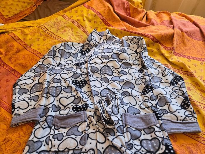 PEIGNOIR - photo numéro 2