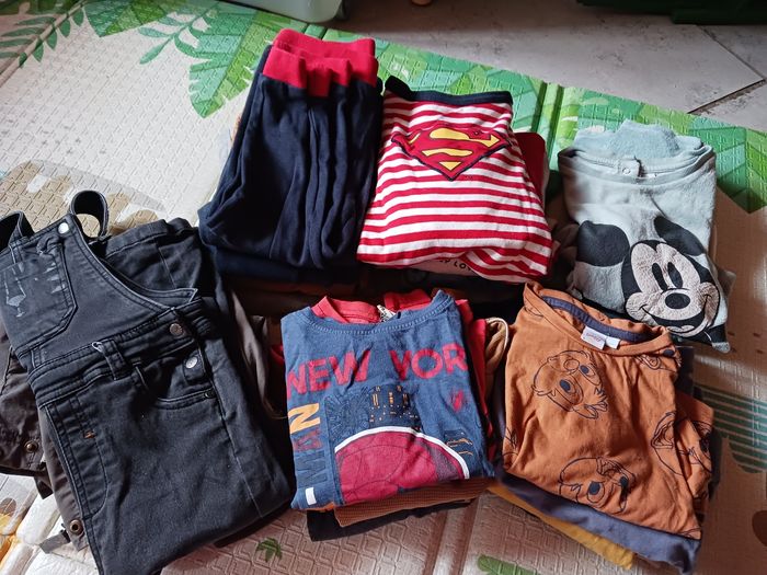 Lot de 21 vêtements bébé garçon 36 mois / 3 ans