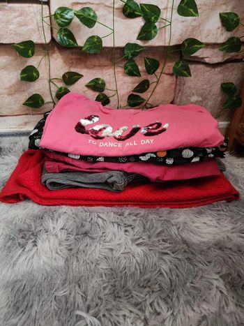 💐Lot vetement fille Taille 7ans 💐