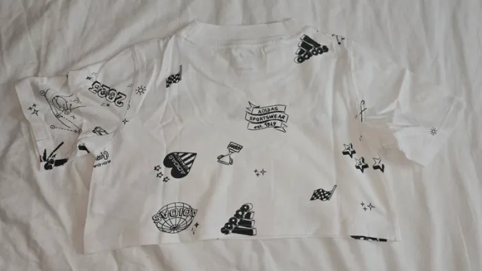 Tee-shirt crop top Adidas, 9/10 ans - photo numéro 2