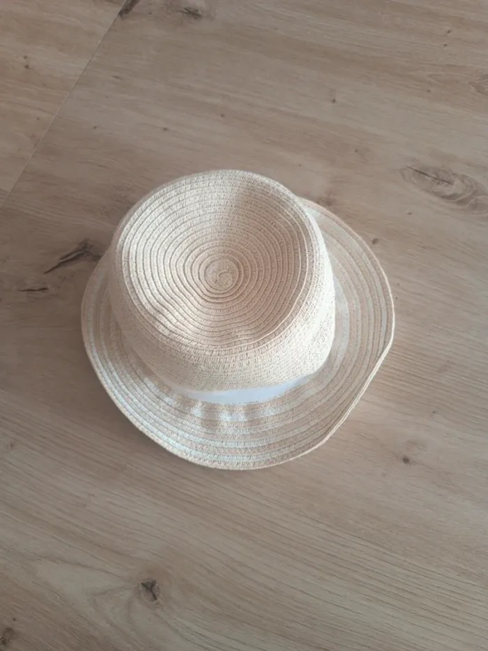 Chapeau