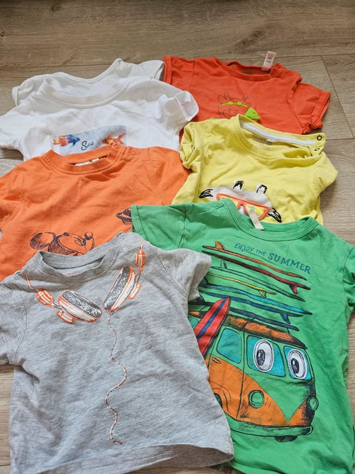 Lot 7 t shirt 12 mois