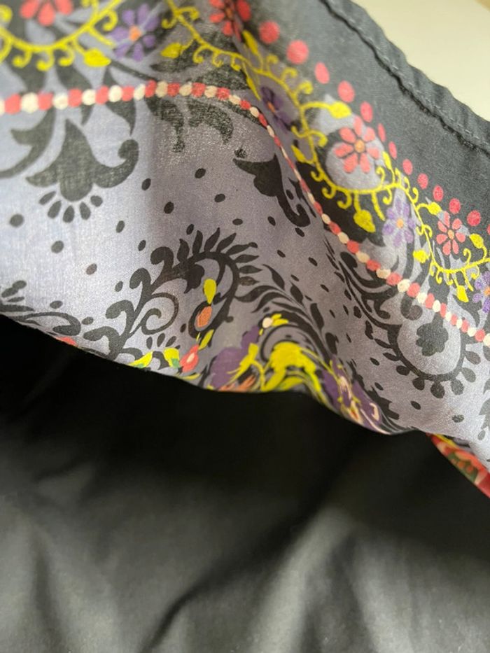 Jupe noire en coton Promod taille 34 avec motifs floraux russes / slaves - photo numéro 3