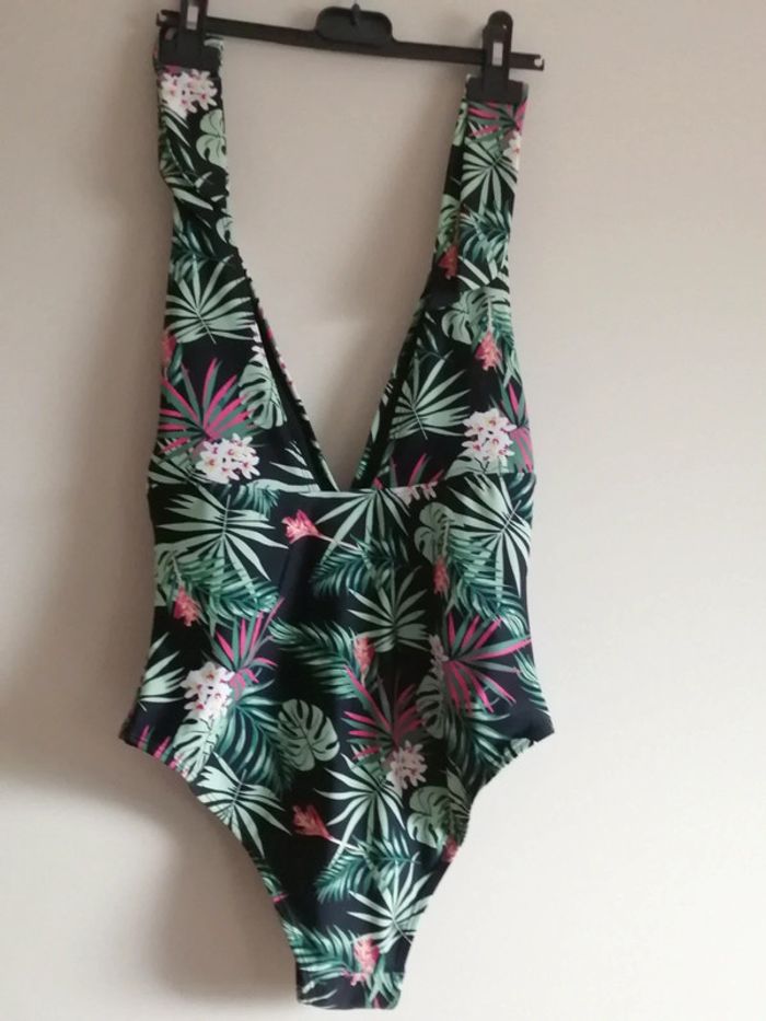 Maillot de bain 1 pièce femme T38 - photo numéro 2