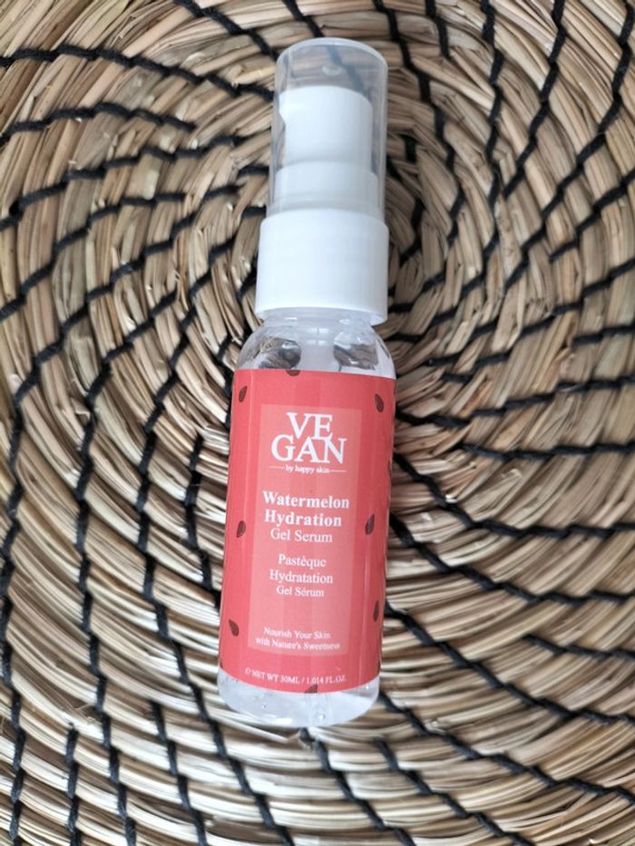 Sérum hydratant après soleil
