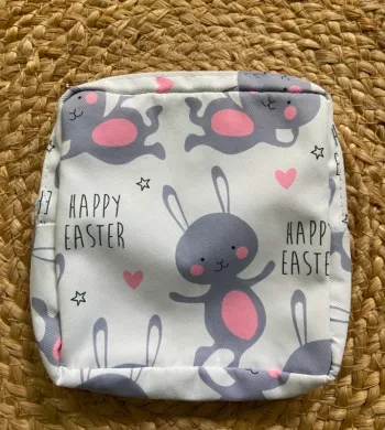Petite pochette trousse blanche motifs lapins 🐰