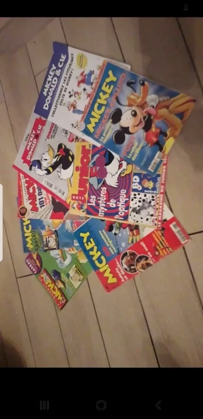 Lot Revues Mickey - photo numéro 2