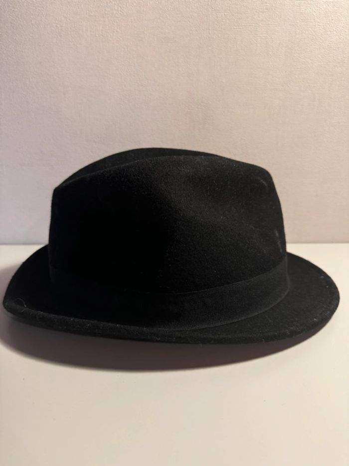 Chapeau noir - photo numéro 4