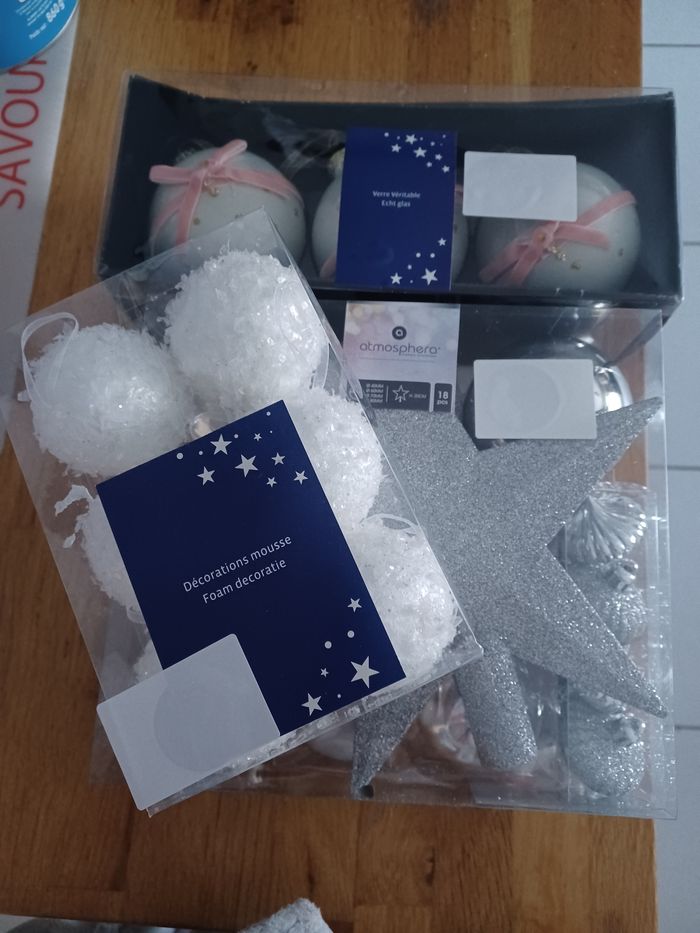 Lot 3  coffret boule de Noël