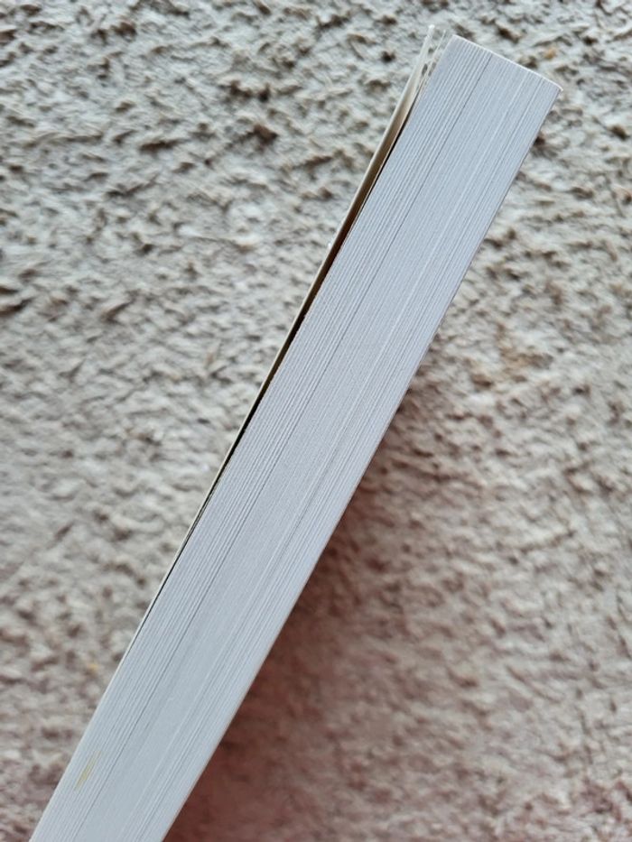 Livre Tout est sous contrôle de Hugh Laurie - photo numéro 3