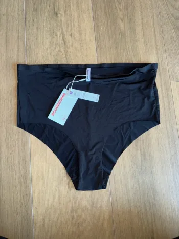 Invisible culotte haute microfibre Rouge Gorge