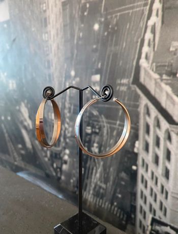 Créoles, 2 couleurs : argenté et rose Gold.