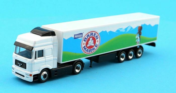 SCHUCO 22403 MAN F2000 semi-remorque blanc "ours" 1/87 - photo numéro 6