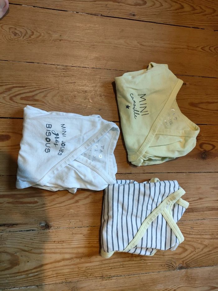 Lot de 3 Bodies  manches courtes - photo numéro 2