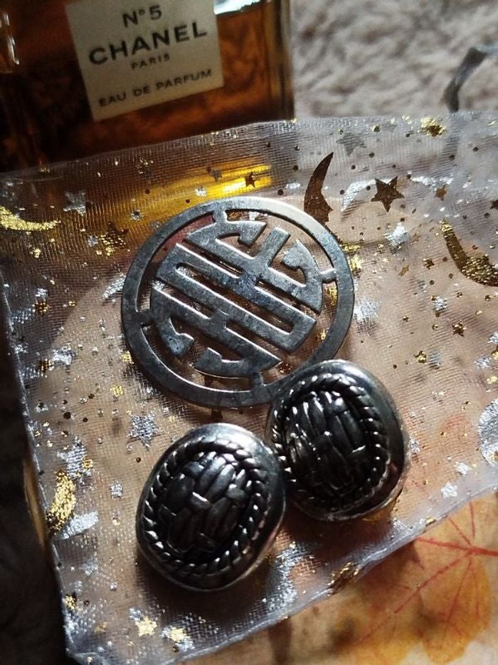 Ensemble Boucles d'oreilles clip et Broche Vintage