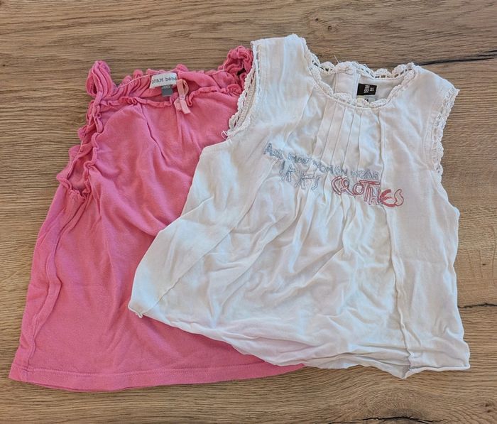 Lot de 2 hauts sans manches fille - 18 mois