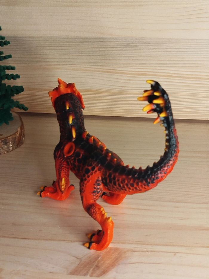 Schleich dragon de lave Figurine Eldrador Animal imaginaire - photo numéro 3