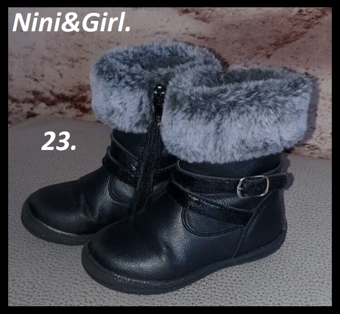 Belle paire de bottine noir, Nini Girl P: 23