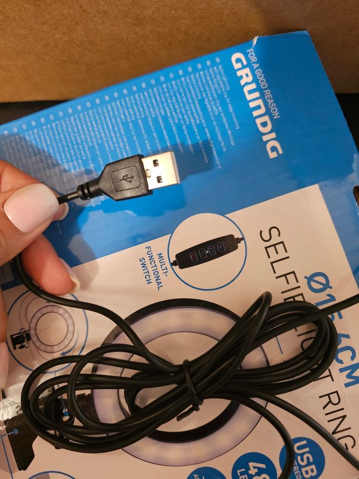Anneau Lumineux LED pour Selfie et Vidéos - Neuf - photo numéro 8