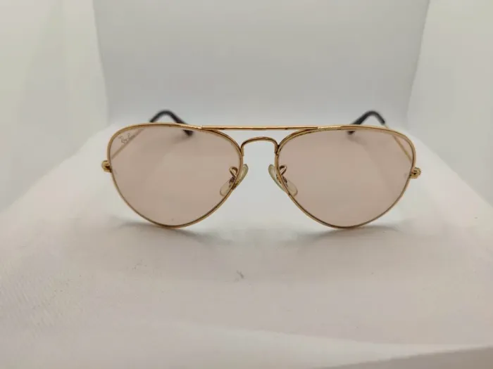 Lunettes de soleil Ray ban aviator fabriquées par bausch e Lomb dans les années 80