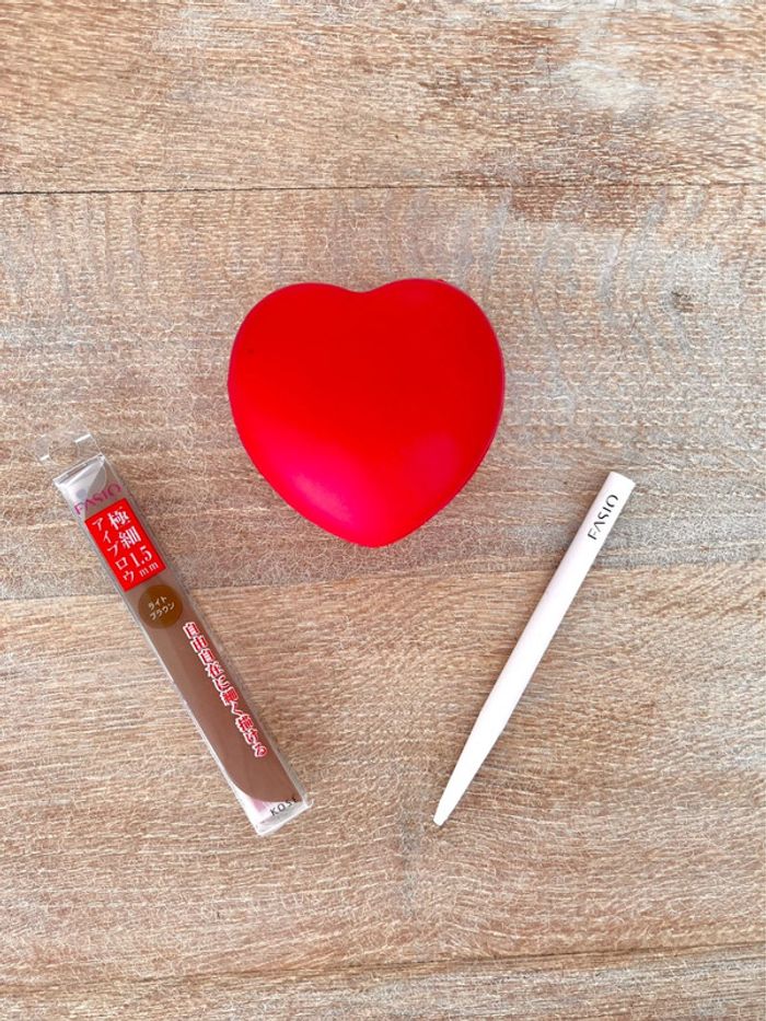 Kose Fasio Crayon à sourcils ultra fin - Slim eyebrow Pencil - BR301 - photo numéro 1