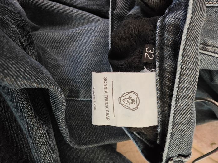Jeans Scania - photo numéro 6