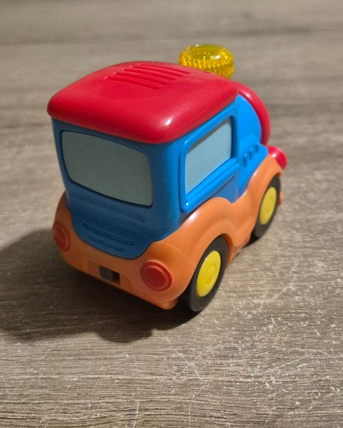 Train sonore et lumineux - photo numéro 5