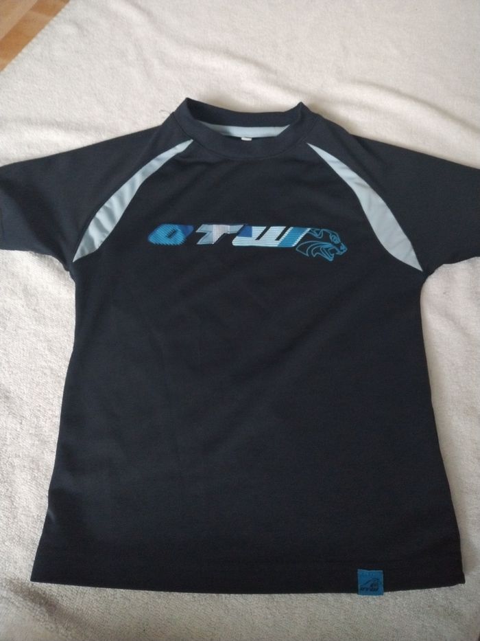 T shirt sport garçon 5 ans bleu marine