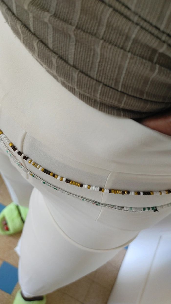 Pantalon blanc jambe droite légèrement extensible - photo numéro 10