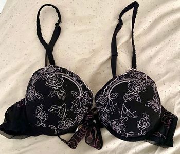 Soutien gorge  noir et rose dentelle 85b etam