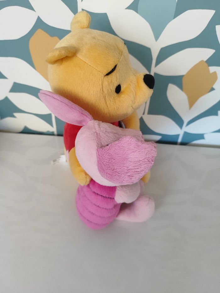 Peluche porcinet Winnie l'ourson Disney Fisher Price - photo numéro 4