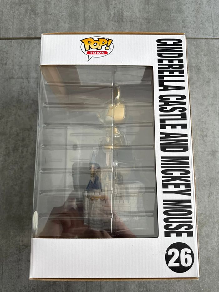 Figurine Funko Pop Town Cinderella Castle And Mickey Mouse Disney Gold 26 - photo numéro 4