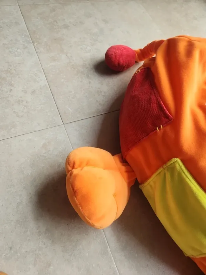 Peluche géante Igor le lion orange Lilliputiens - photo numéro 7