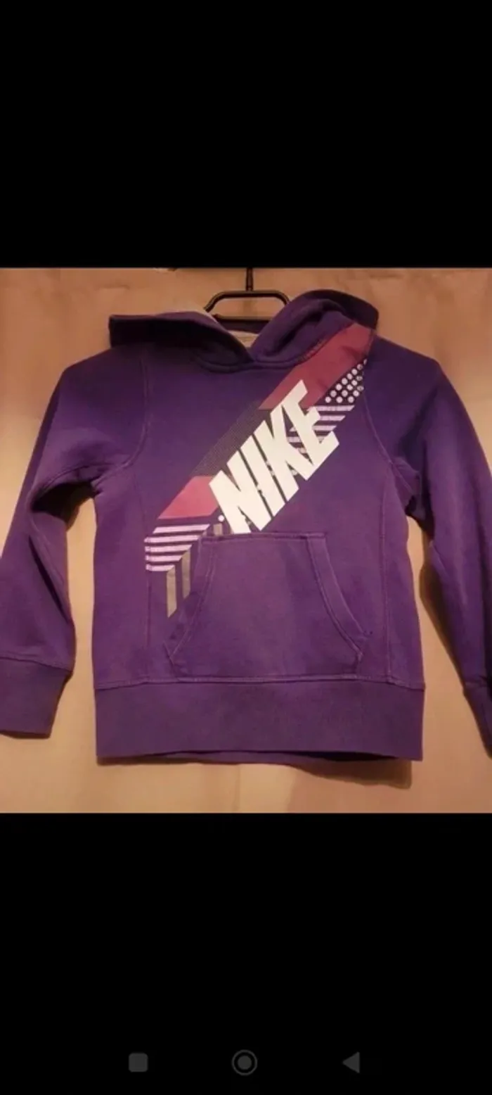 Pull a capuche Nike Fille 6 - 8 ans