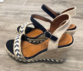 Jolies compensées espadrilles Molly Bracken taille 37