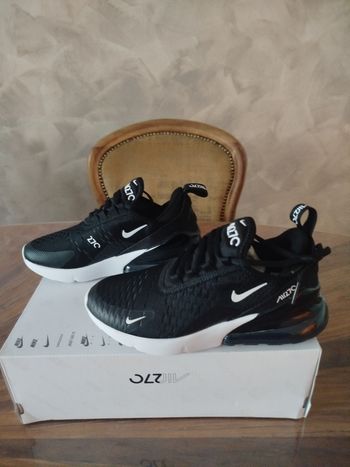 Basket Nike air Max 270 T 36