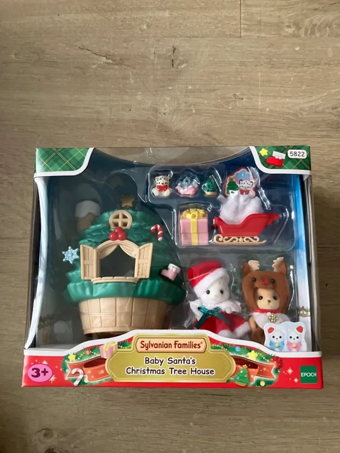 Coffret figurine Sylvanian families 5822 la maison du père noel