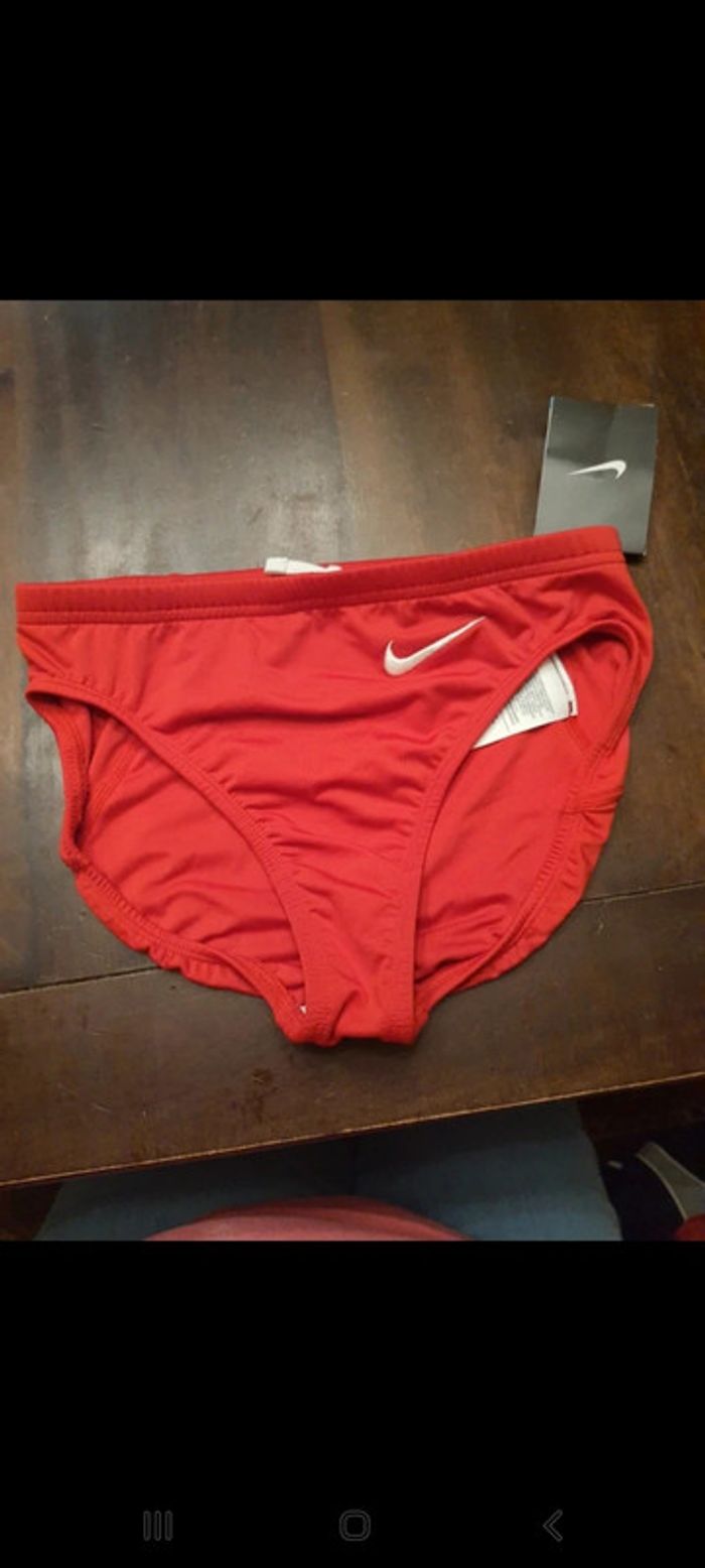 Short de course Nike rouge femme XS neuf