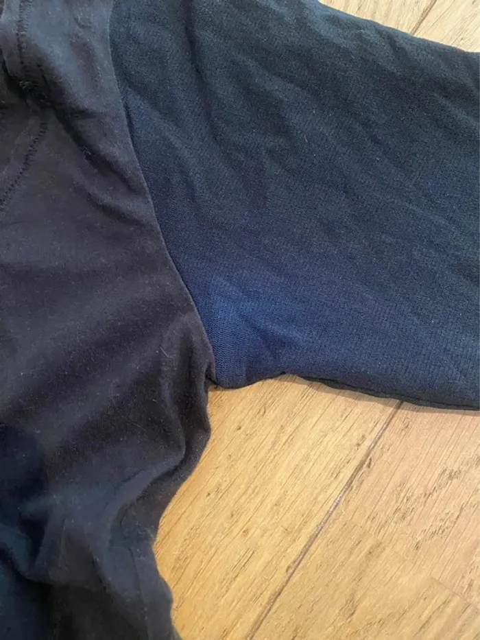 T-shirt manches 3/4 noir avec fleurs ton sur ton Moloko taille 38 - photo numéro 6