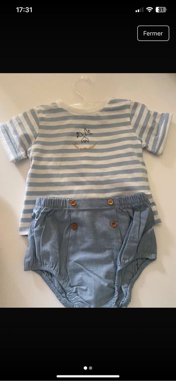 Ensemble cyrillus taille 12 mois neuf sans étiquette
