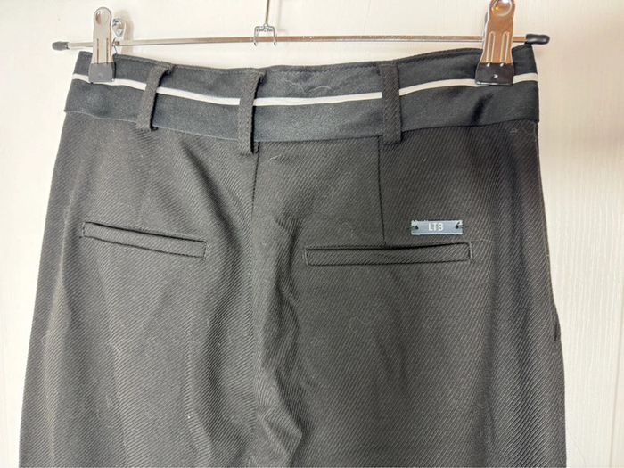 Pantalon classique LBD neuf - photo numéro 5