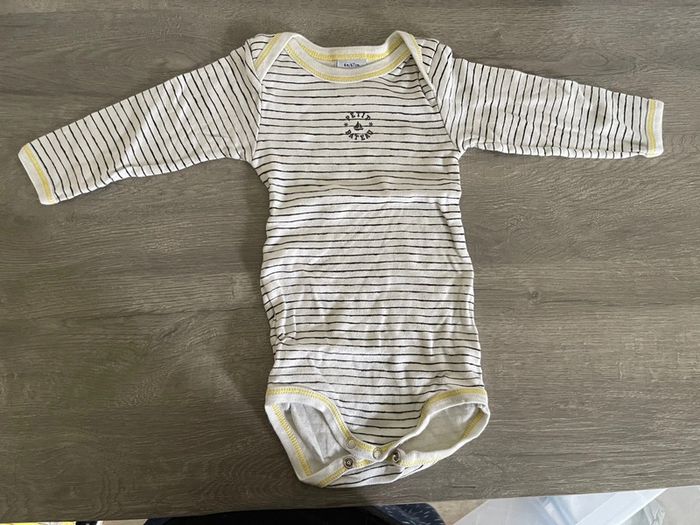 Lot de 5 bodies - photo numéro 3