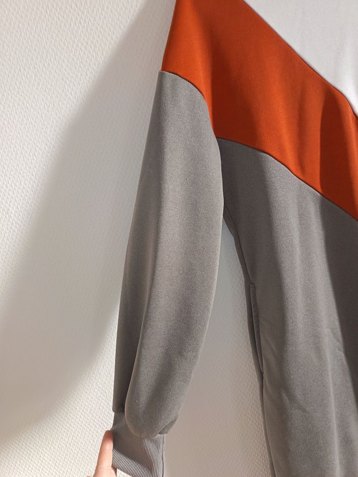 Robe manches longues taille S - photo numéro 2