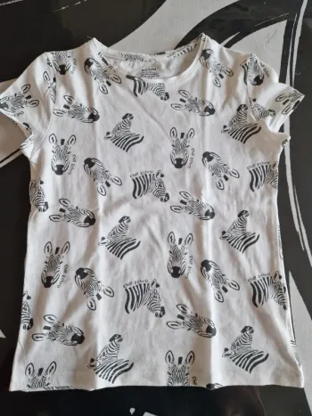 Tee shirt 8 ans kiabi blanc zebre